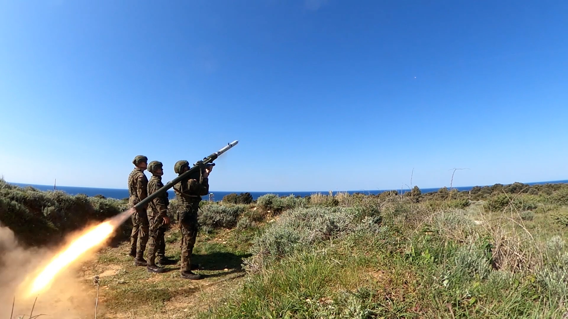 MANPADS 携行式地対空ミサイル