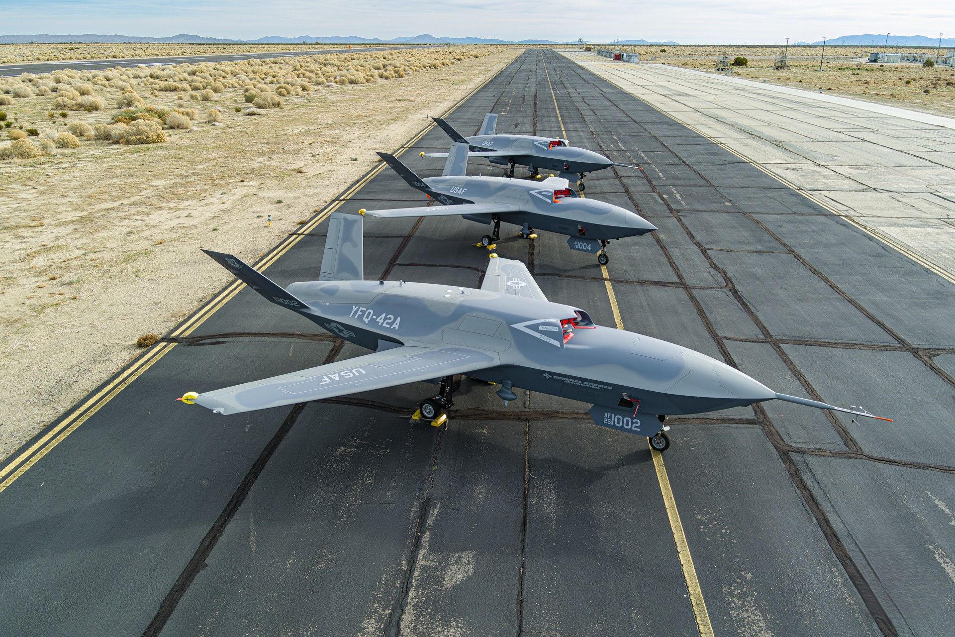 YFQ-42A 無人戦闘機
